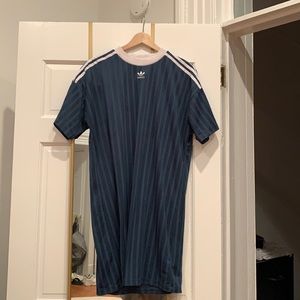 Adidas 3 stripe shirt dress. Shades of dark blue Size Large.
